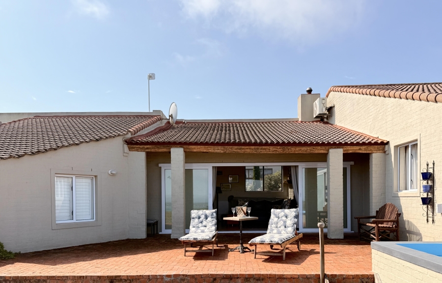 4 Bedroom Property for Sale in Myburgh Park Western Cape
